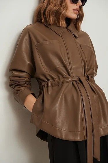 Vinter Mode Outfits, Leather Dress Outfit, Winter Mode Outfits, Glamour Outfit, Pu Jacket, Modest Fashion Hijab, Winter Fashion Outfits Casual, Everyday Fashion Outfits, Fancy Dress Design