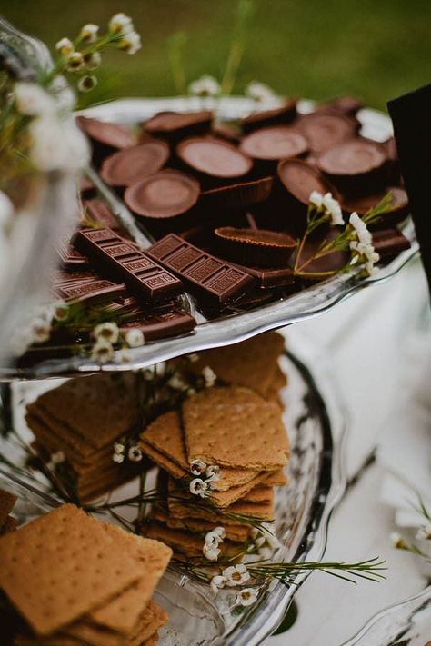 Smore Wedding Bar, Smore Table Wedding, Smores Wedding Bar, Smore Love Engagement Party, Smore Station Wedding, Smores Table Wedding, S’more Wedding, Outdoor Wedding Smores Bar, Smore Bar Wedding