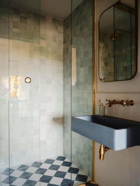 STUDIO DUGGAN — South London Bathroom Sink Hardware, Studio Ham, Ensuit Bathroom, Studio Duggan, Small Shower Room Ideas, Small En Suite, Bathroom London, Sink Hardware, Downstairs Shower Room