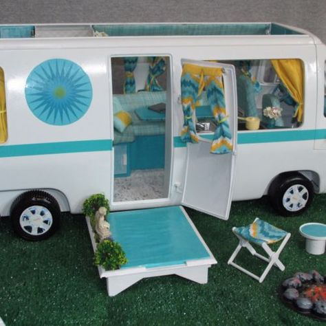 OOAK-BARBIE-MOTORHOME-CAMPER-SET-BARBIE-amp-THE-ROCKERS-RV-RE-DO-W-ACCESSORIES Barbie Motorhome, Barbie Caravan, Barbie Van, Barbie Doll Houses, Ooak Barbie, House Makeovers, Tv Studio, Doll Things, Barbie Doll House