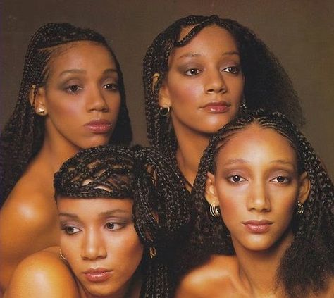 Sister Sledge, Singing Groups, Black Glamour, Old School Music, Vintage Black Glamour, Black Music, We Are Family, Soul Music, Music Legends