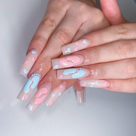 nails by g✰briela | i think gender reveal nails might be my new fav theme 🥰💖💙 hand drawn🐾 (i think it's a boy) @valentinobeautypure butterlicious… | Instagram Pink Nails For Gender Reveal, Gender Revel Nail Ideas, Cute Gender Reveal Nails, Pregnancy Announcement Nails, Short Gender Reveal Nails, Gender Reveal Nails Ideas Simple, Pink And Blue Nails Gender Reveal, Baby Gender Reveal Nails, Gender Nails