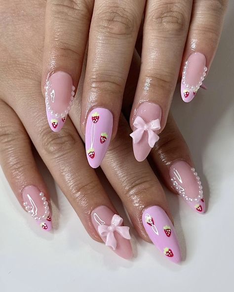 Strawberry French Tip Nails, Bow Charm Nails, Pink Strawberry Nails, Press On Nails French Tip, Nails Light Pink, Nails Pearl, Press On Nails French, Charm Nails, Uñas Aesthetic