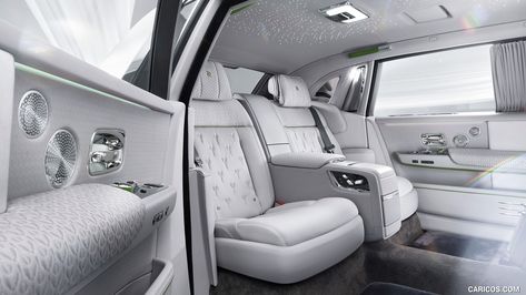 2023 Rolls-Royce Phantom Extended Series II Platino - Interior, Rear Seats | Caricos Rolls Royce Phantom Interior, Rolls Royce Interior, Rolls Royce Motor Cars, Rolls Royce Phantom, Luxury Sedan, Car Club, Bamboo Fabric, Rear Seat, Royce