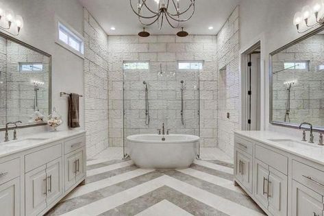 Dream Bathrooms Master Baths, Shower Layout, Dream Bathroom Master Baths, Drømme Bad, Shower Light, Luxury Bathroom Design, Master Baths, Walk In Shower Designs, Bathroom Master