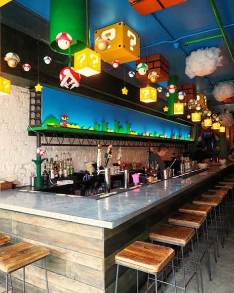 Mario-Themed Bar Just Opened And It's Every Geek's Dream Come True Themed Rooms In House, Nintendo Room, Super Mario Room, Mario Room, Game Bar, Board Game Cafe, Geek House, Arcade Bar, Geek Room