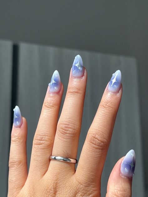 Aura Nails With Pearls, Short Almond Nails Aura, Light Blue Star Nails, Navy Blue Aura, Almond Short Nails, Blue Aura Nails, Short Nails Acrylic, Makeup 2022, Aura Nails