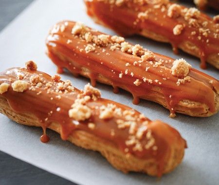 Apple Crumble & Custard Caramel Éclairs Recipe - House & Home Apple Eclair, Caramel Eclairs, Caramel Crumble, Choux Buns, Pastry Cream Filling, Eclair Recipe, Fancy Dishes, Caramel Toffee, Choux Pastry