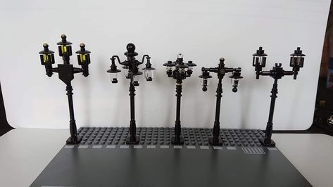 Lego Reference, Lego Lamp, Lego Christmas Village, Lego Minifigure Display, Lego Designs, Lego Village, Lego Techniques, Lego Halloween, Lego Furniture