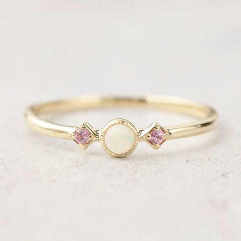 Pink Sapphire Band, October Birthstone Jewelry, Zierlicher Ring, Pink Sapphire Ring, Engagement Ring White Gold, Moon Ring, Blue Sapphire Rings, October Birth Stone, White Opal