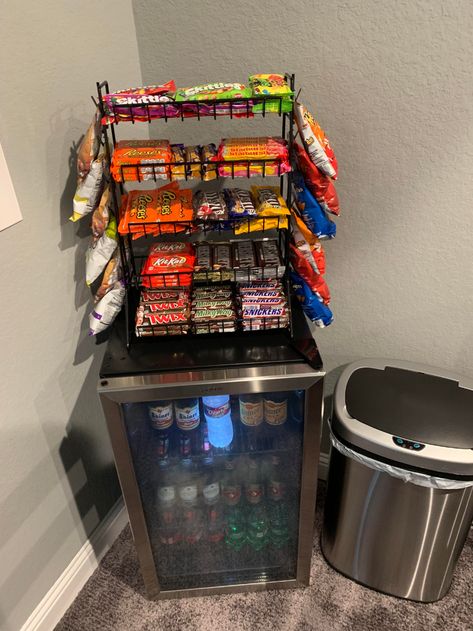 Games Room Snack Bar, Man Cave Snack Bar, Chill Game Room Ideas, Snack Spot In Bedroom, Snack Bar In Game Room, Garage Snack Bar, Home Office Work From Home, Gaming Snack Setup, Snack And Drink Station