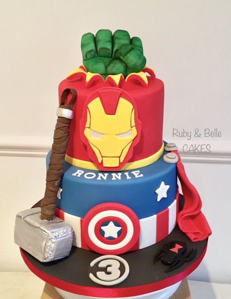 Avengers Themed Cakes, Marvel Birthday Cake, Avengers Cake Topper, Superhero Cake Toppers, Marvel Avengers Cake, Avengers Cake, Marvel Birthday, Hulk Birthday, Avengers Theme