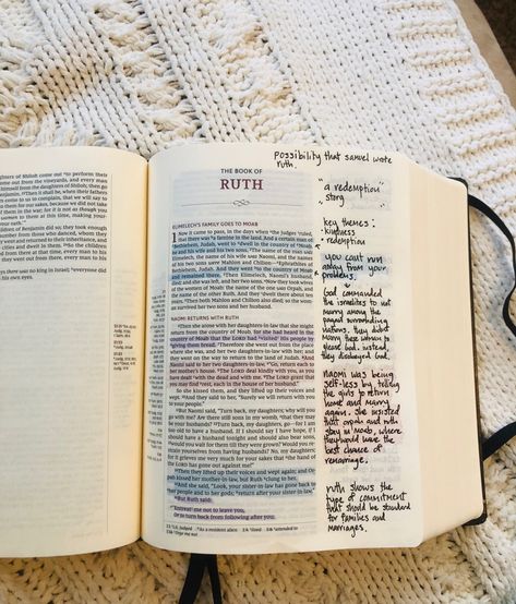 Ruth Aesthetic Bible, Ruth Bible Study Notes, Esther Bible Journaling, Ruth Bible Journaling, Ruth Bible Study, Esther Bible Study, Ruth Bible, Bible Highlighting, Esther Bible