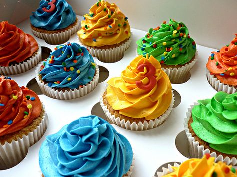 Colored Cupcakes, Kids Birthday Cupcakes, Birthday Cupcakes Boy, Sonic Party, Colorful Cupcakes, Bakery Cakes, Birthday Cupcakes, Mini Cupcakes, Primary Color