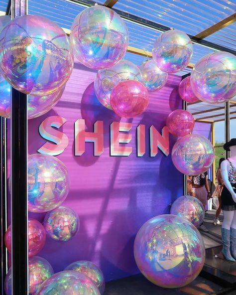 festival mode 🎡 • attending my first ever music festival with @shein_ca was an absolute DREAM! there were so many photo ops at SHEIN’s VELD booth, a makeup touchup station and even a glam cam! truly an unforgettable experience. • outfit search IDs top 33753339 skirt 35387498 boots 18599361 • Use code CAMoka for 15% off🤍 • #popoutwithshein #SHEINCanada #SHEINPartner #SHEINxVELD Coachella Theme Party Decoration, Event Booth Design Exhibitions, Music Booth, Coachella Theme Party, Coachella Theme, Event Booth Design, Exhibition Display Design, Photo Booth Design, Selfie Wall