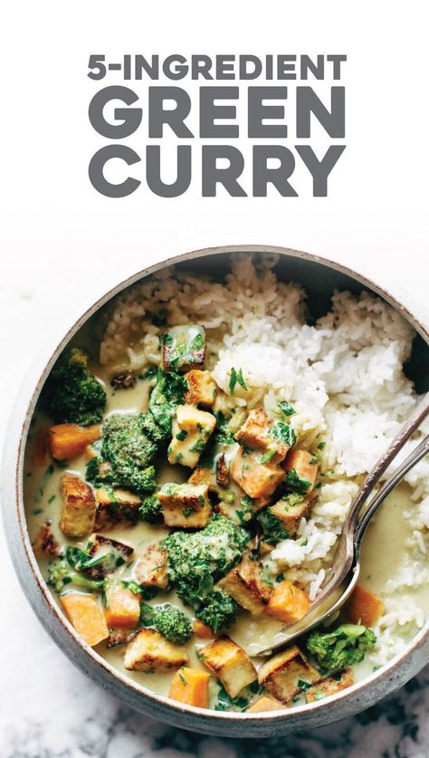 5-Ingredient Green Curry! packed with tons of veggies, an easy green curry sauce, and finished with golden raisins and cilantro. Easy! | pinchofyum.com Easy Green Curry, Tofu Green Curry, Quick Dinner Recipes Healthy, Green Curry Sauce, Green Curry Recipes, Diy Easy Recipes, Quick Healthy Dinner, Golden Raisins, Green Curry