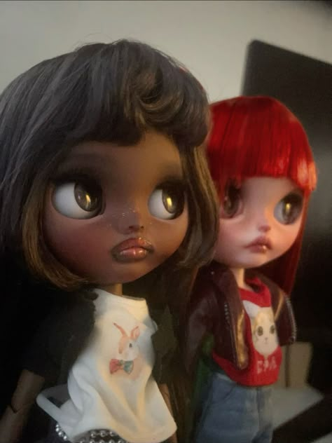 nora hawthorne seraphina van doren Black Dolls Aesthetic, Black Doll Aesthetic, Black Blythe Doll, Blythe Dolls Black Hair, Black Blythe Dolls, Dream Doll Aesthetic, Dolly Doll, Dolls Dress, Doll Aesthetic