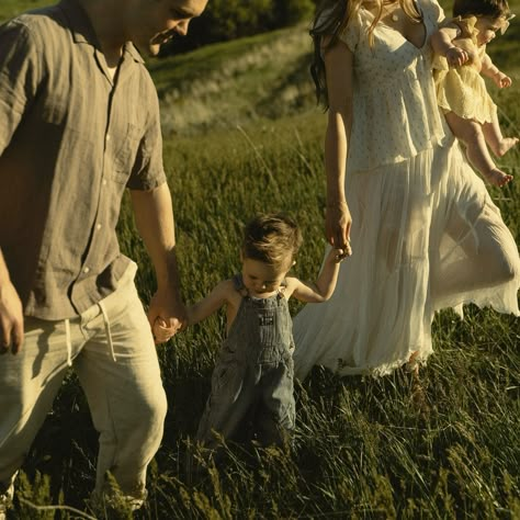 this sweet little family absolutely melted my heart 🫶🏼 capturing their little ones exactly as they are and running carefree around the green hills together is how family photos should be ✨ keywords: family photoshoot, visual poetry, storytelling photography, Utah photographer, wedding photographer, family photo inspo, small family photos, pinterest inspo, california photographer, cinematic photography, cinematic photographer, pnw photographer, hawaii photographer, travel photographer, docu... Wheat Field Photography Family, Storytelling Photography Family, Cinematic Family Photos, Family Nature Photoshoot, Family Film Photography, Artsy Family Photoshoot, 3 Person Family Photos, Whimsical Family Photoshoot, Small Family Aesthetic