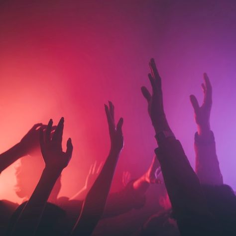 Hand of people in club College Club, Party Icon, Catty Noir, Life Is Strange, Work Week, Weekend Vibes, Dance Floor, Premium Photo, Free Photo