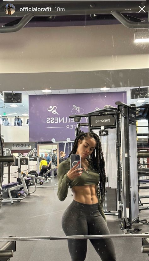 Gym Baddie Aesthetic, Gym Black Women, Muscle Mami, Baddie Gym Outfit, Goals 2025, 2025 Manifestation, Gym Girlies, Gymshark Outfit, Fitness Content