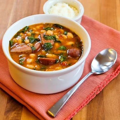 Slow Cooker Kielbasa and White Bean Stew- I made this and it is wonderful and healthy! Stew With Tomatoes, Slow Cooker Kielbasa, White Bean Stew, Spinach Soup, Bean Stew, Best Slow Cooker, White Bean Soup, Crock Pot Soup, Kielbasa