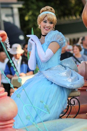 Mickey's Soundsational Parade | jodykatin | Flickr Disney World Parade, Real Cinderella, Cinderella Ballgown, Cinderella Pictures, Lavender Festival, Princess Royalty, Cinderella Characters, Disney Princess Cosplay, Character Cosplay