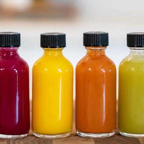 6 Wellness Shots to Boost Immunity, Fight Inflammation, & Boost Your Health | No juicer needed! Immunity Juice, Healthy Juice Drinks, Energy Shots, Wellness Shots, Ginger Shot, Juicer Recipes, Boost Immunity, Shot Recipes, Juicing For Health