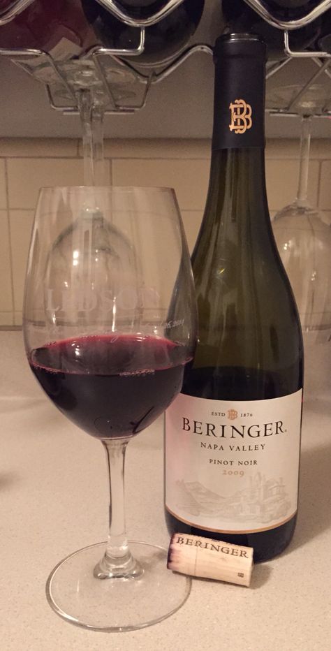 2009 Beringer Pinot Noir - Napa Valley Wine Business, Pinot Noir Wine, Pinot Grigio, Alcohol Drink Recipes, Pinot Noir, Fine Wine, Napa Valley, Wine Cellar, French Art