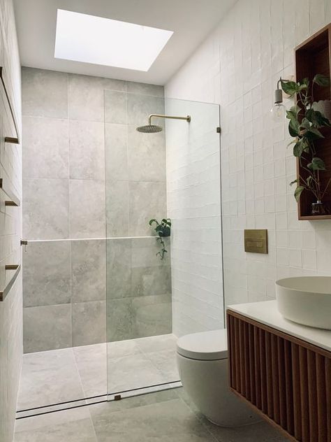 Walk In En Suite Shower Room, Narrow En Suite Shower Room, Small Windowless Shower Room, Windowless Shower Room, Shower Room Ideas Walk In Small Spaces, En Suite Shower Room Small Narrow, Neutral Shower Room, Skylight Bathroom Ideas, Small Ensuite Bathroom Ideas Narrow