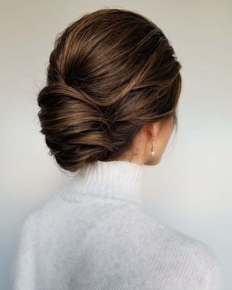 Autumn Hairstyles, Fall Hair Highlights, Cinnamon Hair, Half Updo Hairstyles, Fall Hair Color Trends, Fall Hair Cuts, Fall Hair Trends, Luscious Hair, Long Layered Haircuts