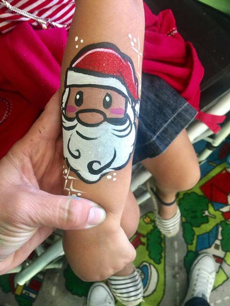 Santa Claud Santa Face Painting, Santa Claus Face Painting, Santa Face Paint, Hand Painting Ideas, Diy Face Paint, Xmas Makeup, Christmas Face Painting, Professional Face Paint, Cheek Art