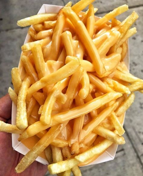 Cheese Fries Aesthetic, Think Food, Food Goals, Food Obsession, Cafe Food, French Fries, Pretty Food, Food Cravings, I Love Food