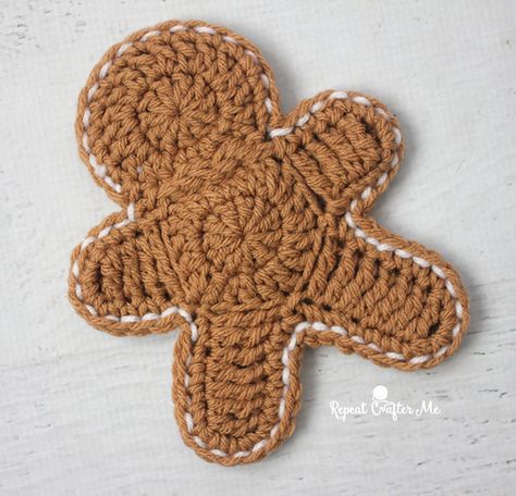 Crochet Ideas For Men, Table Place Holders, Gingerbread Man Crochet, Crochet Gingerbread Man, Gingerbread Man Free, Crochet Christmas Ornaments Free Pattern, Crochet Gingerbread, Triple Crochet, Place Holders