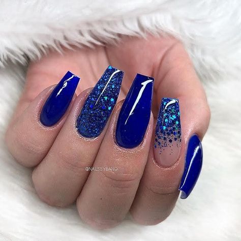 White Royal Blue Nails, Acrylic Nail Designs Coffin Blue, Lapis Blue Nails, Royal Blue Ombre Acrylic Nails, Acrylic Nails Blue Design, Blue With Glitter Nails, Nail Designs Glitter Blue, Blue Inspired Nails, Blue Coffin Nail Ideas