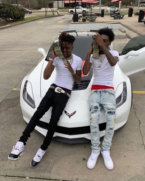 JayDaYoungan💔 on Instagram: “You know what it is with me , You gon’ forever be my brother💯 . #My23 ‘💕 #Jaydayoungan #FgFamous” Vlone Logo, Hood Boys, Saggin Pants, Harem Pants Hip Hop, Drip Fits, Superenge Jeans, Drippy Outfit, Black Couple Art, Drip Outfit Men