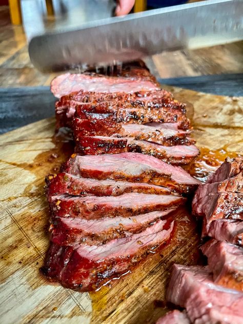 This Smoked Tri-Tip Recipe is coated with a bold Roasted Garlic Rub before being reverse-seared on our pellet grill. This is one of the easiest beef roasts to make, and one of the most impressive too! Bbq Tri Tip, Tritip Recipes, Beef Roasts, Steak Temperature, Smoked Tri Tip, Cooking A Roast, Pellet Grill Recipes, Traeger Recipes, Creamy Coleslaw