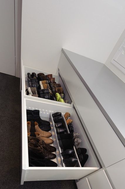 Bedroom Sliding Wardrobe, Shoe Cabinet Ideas, Shoe Drawers, Ideas De Closets, Shoe Storage Design, Shoe Rack Ideas, Modern Shoe Cabinet, Shoe Storage Drawers, Vstupná Hala