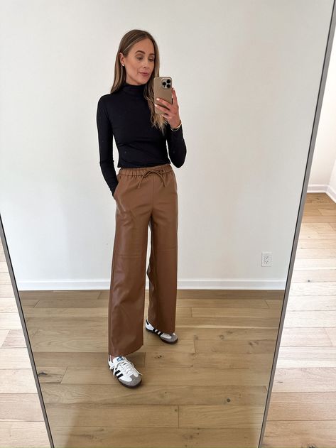 Brown Wide Leg Leather Pants Outfit, Brown Leather Jeans Outfit, Brown Leather Joggers Outfit, Brown Faux Leather Pants Outfit, Leather Jeans Outfit, Brown Leather Pants Outfit, Faux Leather Pants Outfit, Brown Pants Outfit, Brown Leather Pants