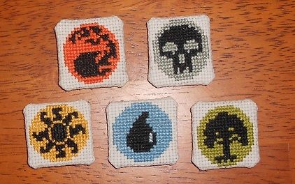 Magic: The Gathering Mana Tokens (Pattern) | StrangenessIsConserved Magic The Gathering Room, Crochet Tarot, Crochet Flip Flops, Geek Cross Stitch, Geek Diy, Write Better, Free Cross Stitch Patterns, Magic The Gathering Cards, Card Pattern