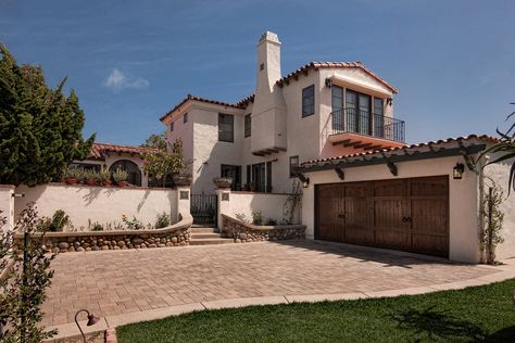 Barber Tract Spanish Colonial by IS Architecture -- http://isarchitecture.com Old Spanish Style Homes, Carriage Style Garage Doors, Basement Home Theater, Stucco Homes, Garage Door Design, Spanish Style Home, Spanish Style Homes, Home Theater Design, Spanish Revival