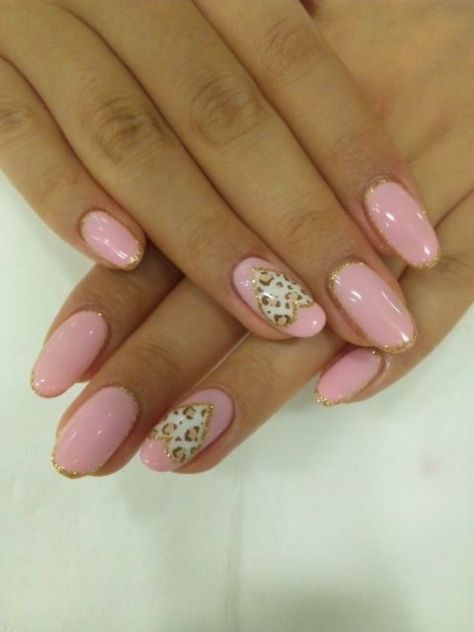 Leaf Nail Art Tutorial, Daily Nail Art, Leaf Nail Art, Gyaru Nails, Super Cute Nails, Leopard Print Nails, Colored Acrylic Nails, Daily Nail, Really Cute Nails