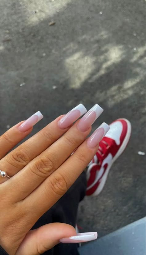 Long Acrylic French Tip Nails, Long French Acrylic Nails, French Tip Nails Square Long, French Tip Acrylic Nails Long, Kylie Nails, Punk Nails, French Acrylic Nails, Square Acrylic Nails, Manicure Y Pedicure