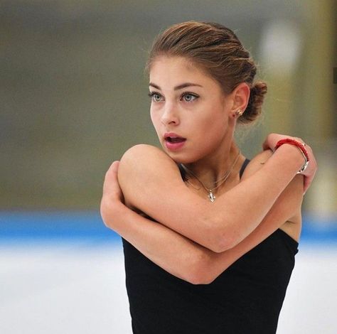 Aliona Kostornaia Aesthetic, Figure Skating Hair, Rhythmic Gymnastics Training, Alena Kostornaia, Aliona Kostornaia, Skating Aesthetic, Gymnastics Training, Russian Figure Skater, Figure Skaters