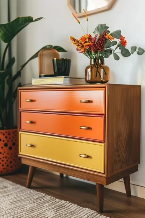 Mid-century Modern Dressers: Stylish Storage Mid Century Modern Styling, Diy Mid Century Modern Furniture, Midcentury Modern Bedroom, Midcentury Modern Furniture, Diy Mid Century Modern, Timeless Bedroom, Iconic Furniture Design, Midcentury Interior, Diy Mid Century