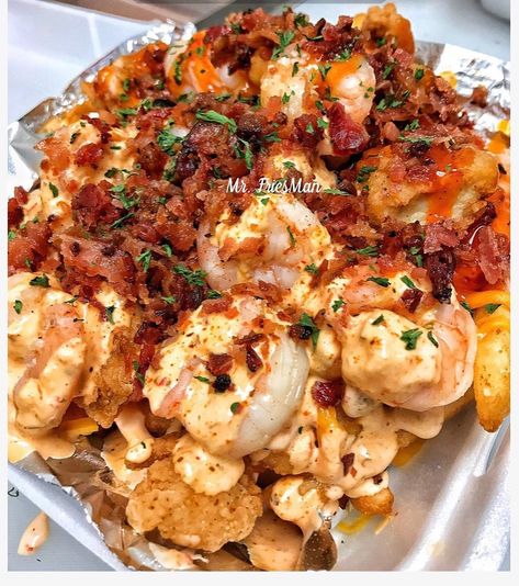 Mr. Fries Man on Instagram: “Shrimp and chicken fries with bacon half (jalapeño ranch) half (mango habanero) 🗣HELLLOOOOOOOO 🍟🍟🍟📍14800 S. Western Ave Suite 108 Gardena…” Jalapeño Ranch, Shrimp And Chicken, Chicken Fries, Ask Me Anything, Shrimp Recipes, Food Obsession, Pretty Food, Food Cravings, Soul Food