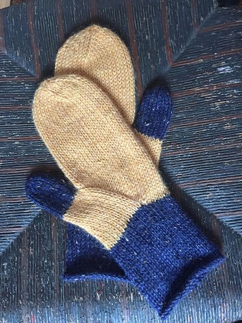 Ravelry: blubutterfly62's Arched gusset mittens - 6 Arched Gusset Mittens, Fingerless Gloves, Arm Warmers, Ravelry, Knitting Patterns, Arch, Gloves, Knitting, Pattern