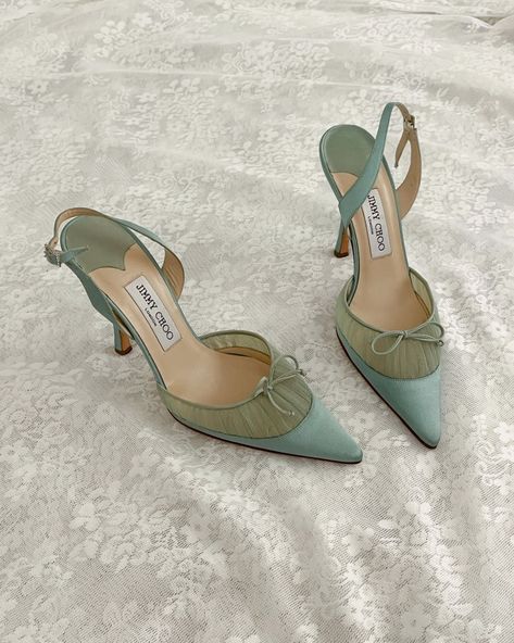 Dr Shoes, Shoes Heels Classy, Funky Shoes, Jimmy Choo Heels, Vintage Heels, Fancy Shoes, Girly Shoes, Shoe Inspo, Aesthetic Shoes