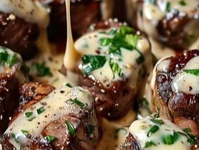 Parmesan Cream Sauce Recipe, Butter Steak Bites Recipe, Tender Steak Bites, Spinach Casserole Recipes, Sausage And Potatoes Skillet, Five Star Restaurant, Garlic Butter Steak Bites, Butter Steak Bites, Fresh Herb Recipes