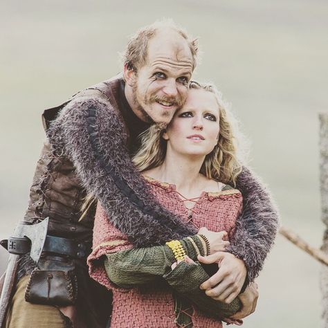 #TBT to happier times. #Vikings Medieval Shows, Floki Vikings, Gustaf Skarsgard, Ragnar Lothbrok Vikings, Vikings Show, Viking Quotes, Viking Series, Symbole Viking, Vikings Tv Show