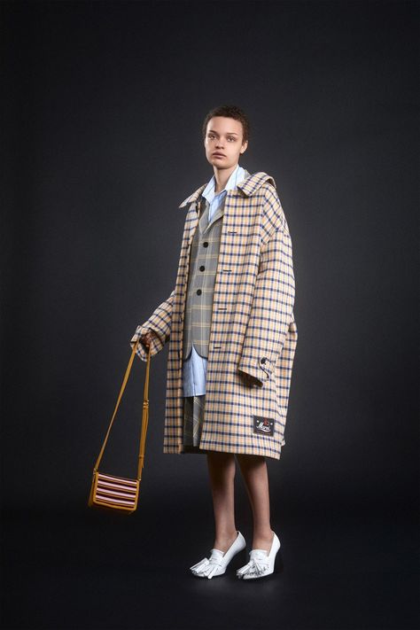 Marni Resort 2024 Fashion Show | Vogue Resort 2024 Collection, Resort 2024, Latest Design Trends, Cotton Texture, Spring Summer 2024, How To Make Clothes, Plaid Fashion, Trend Forecasting, 2024 Fashion